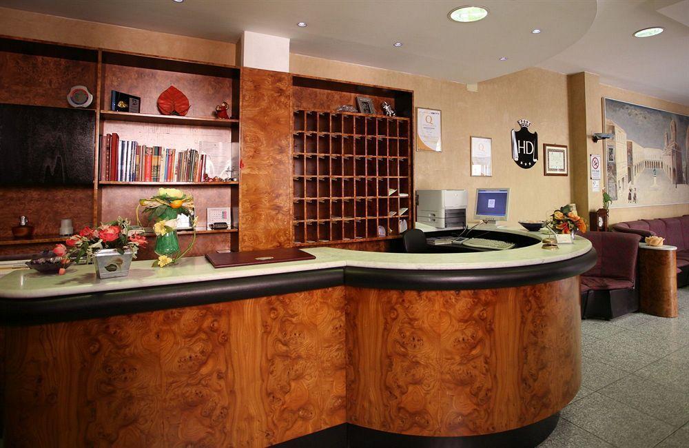 Hotel I Duchi Camerino Kültér fotó